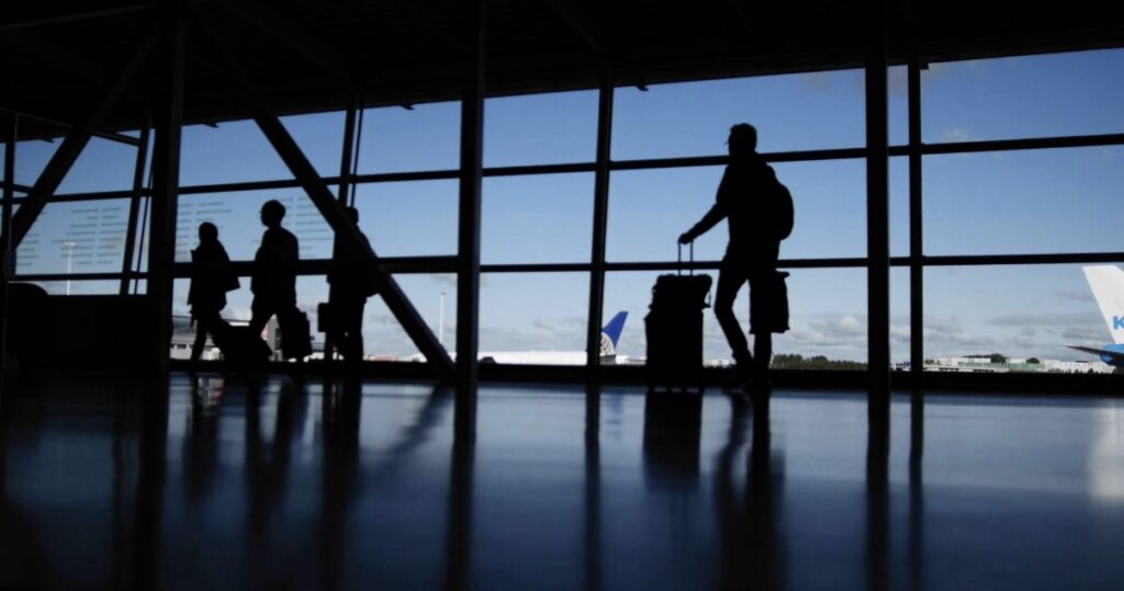 People departing Argentina and Britain in Part 3, When People Leave